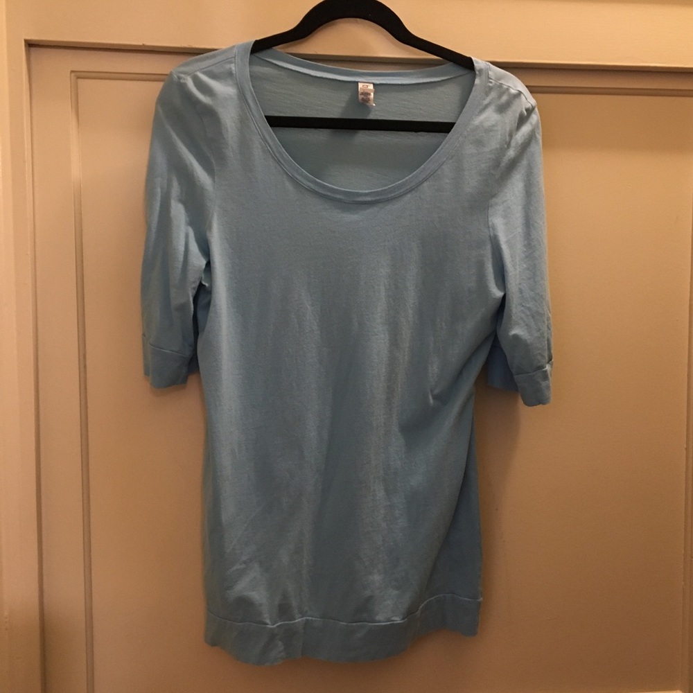 Bella blue 3/4 sleeve tee.
